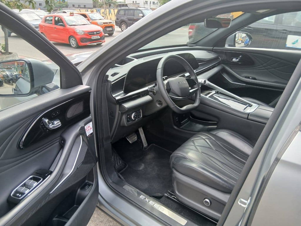 25.000.000F EXEED RX DE 2024 FULL OPTIONS