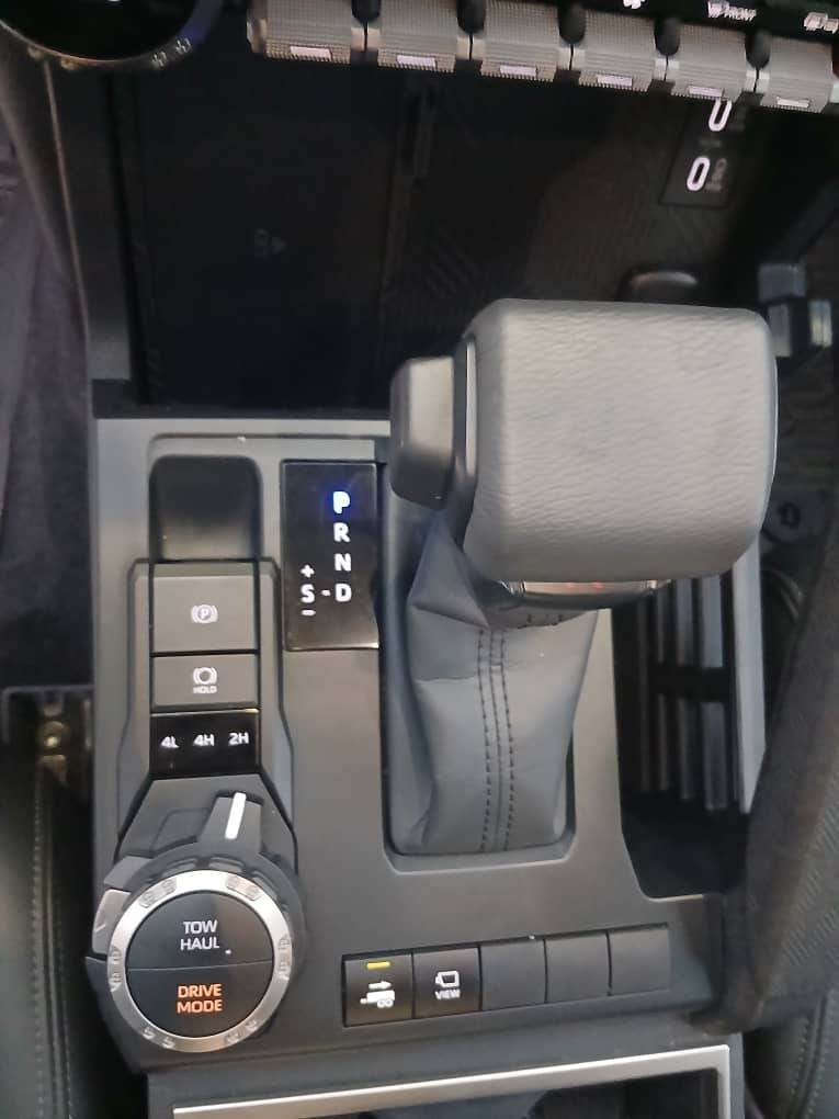 TOYOTA TACOMA TRD 4X4 DE 2024 FULL