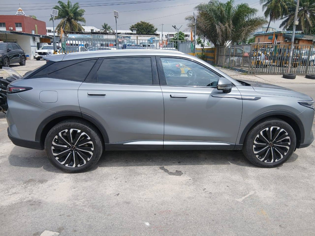 25.000.000F EXEED RX DE 2024 FULL OPTIONS