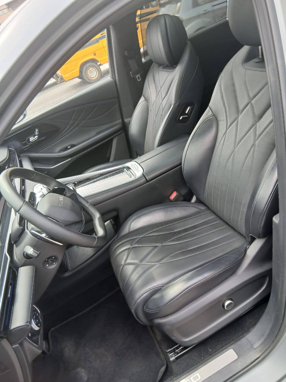 25.000.000F EXEED RX DE 2024 FULL OPTIONS