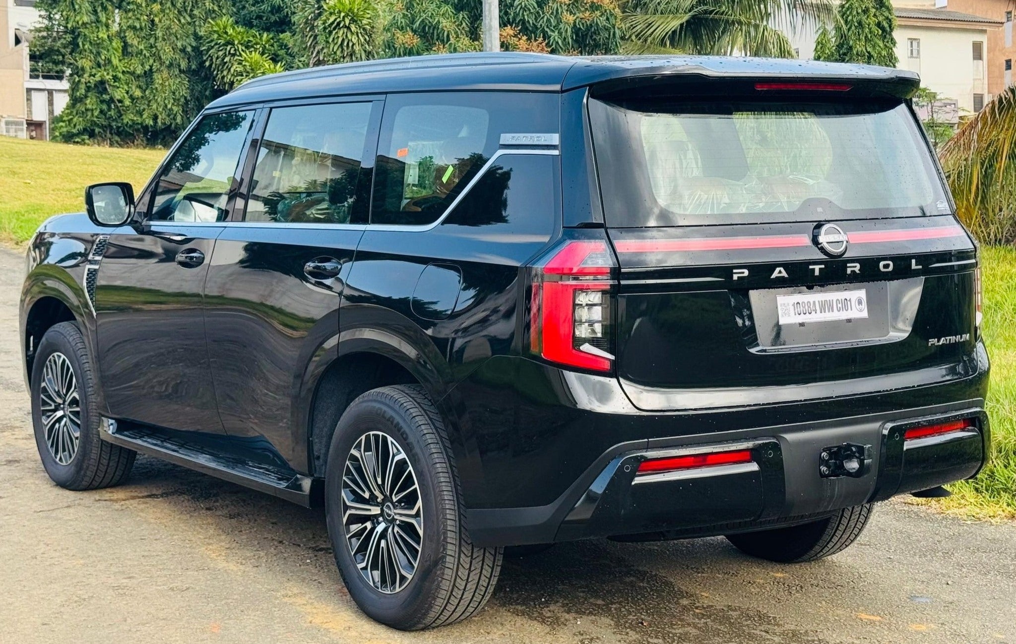 #NISSAN PATROL SE PLATINUM DE 2025 FULL