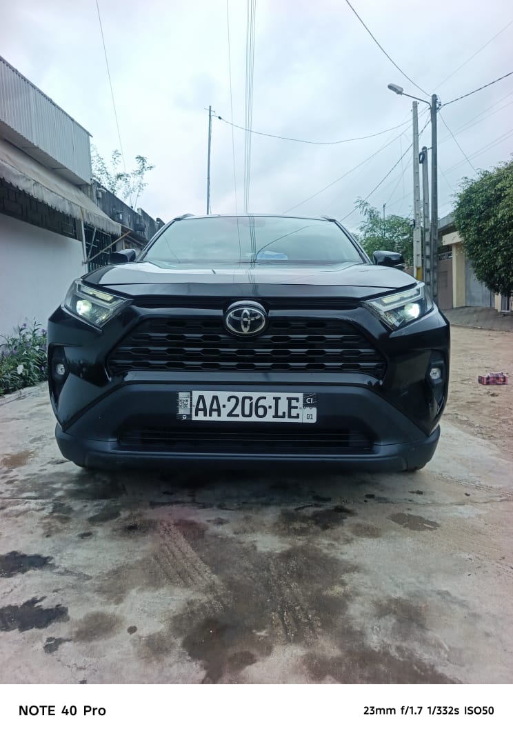18.500.000F TOYOTA RAV4 4X4 FULL OPTIONS DE 2022