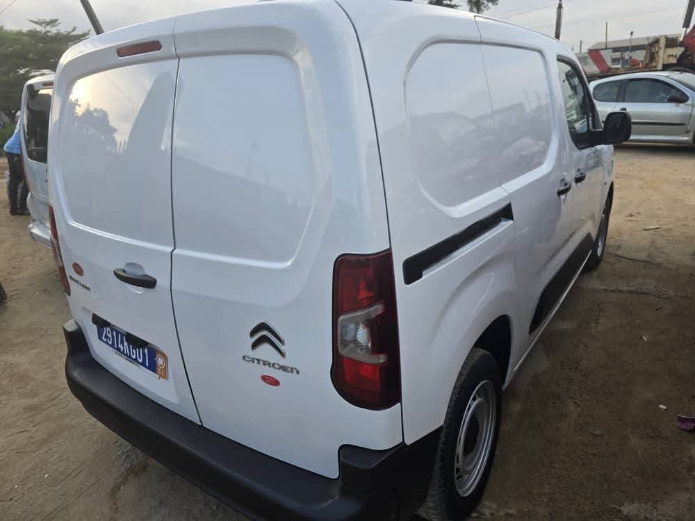 8.500.000F CITROEN BERLINGO DE 2021