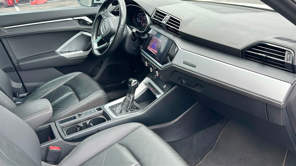 21.000.000F AUDI Q3 FLL DE 2021