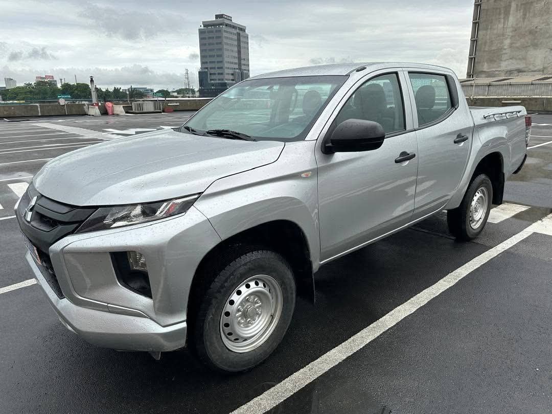13.500.000F MITSUBISHI L200 4X4 DE 2020