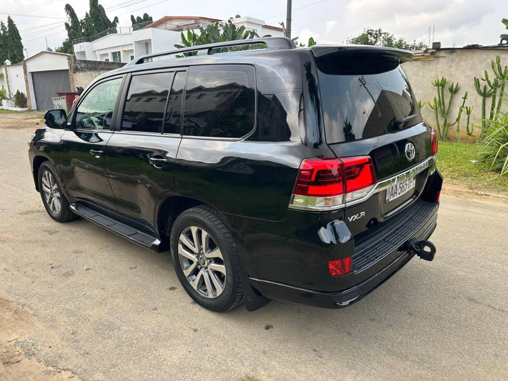 LAND CRUISER TOYOTA VX.R DE 2020