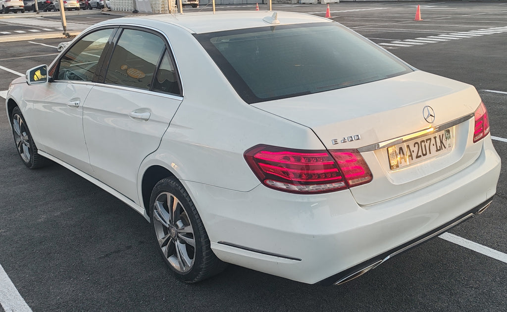 11.500.000F MERCEDES E200 DE 2015