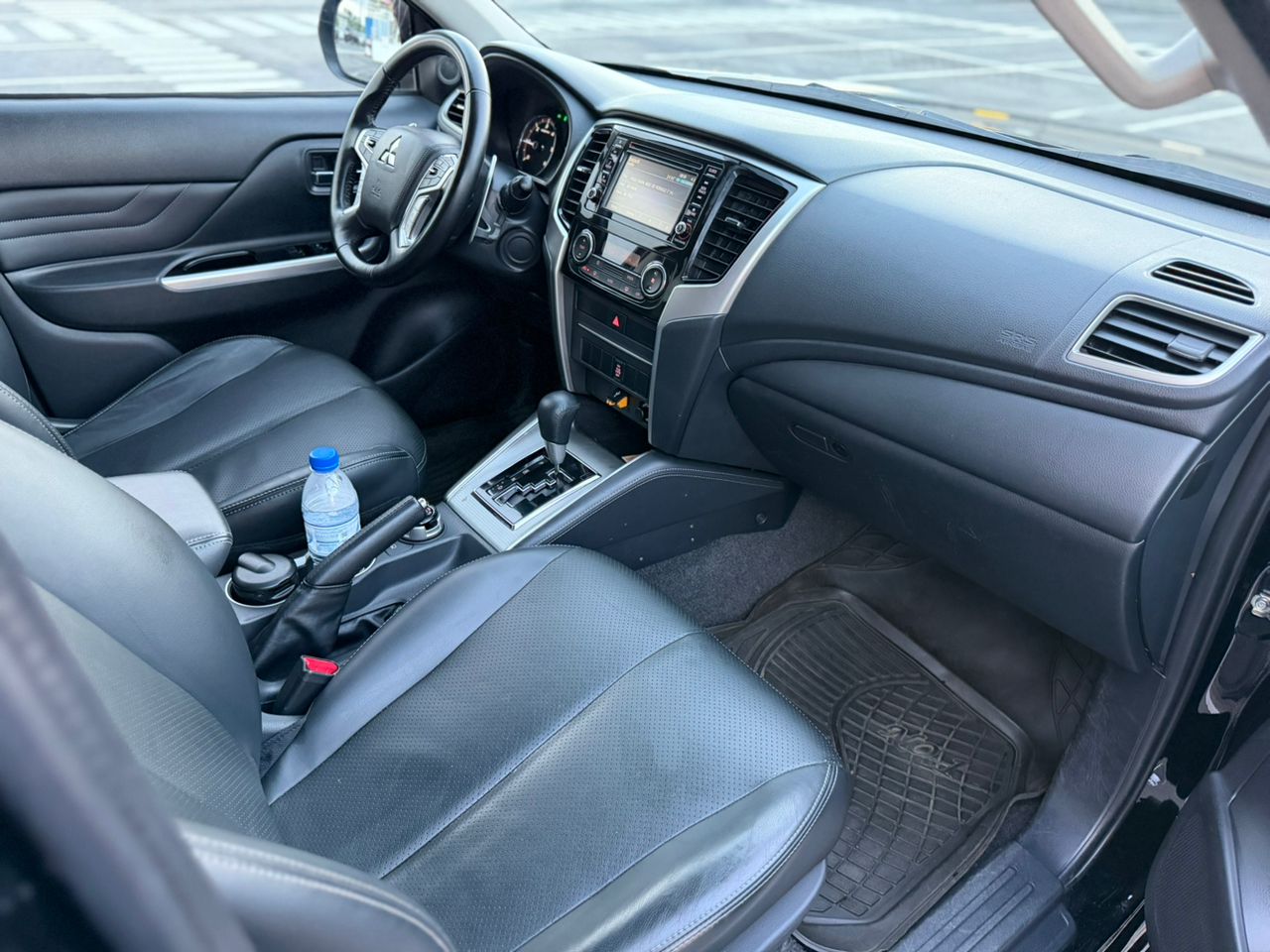 19.500.000F MITSUBISHI L200 BOITE AUTOMATIQUE SPORTERO DE 2024