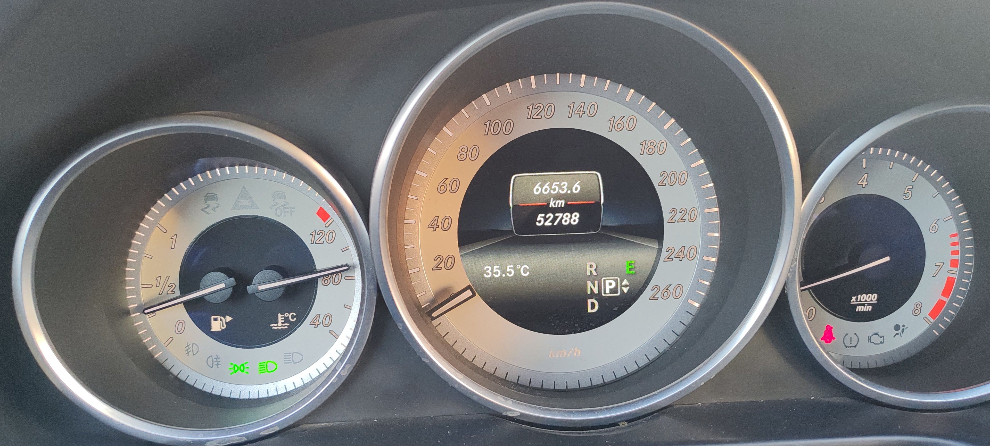 11.500.000F MERCEDES E200 DE 2015