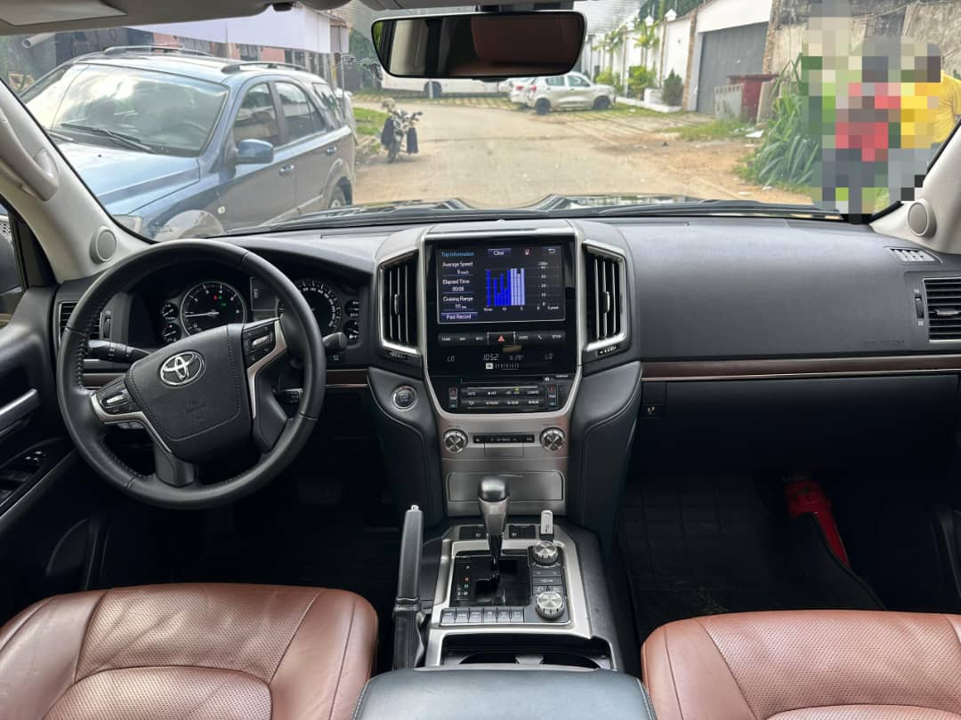 LAND CRUISER TOYOTA VX.R DE 2020