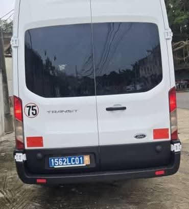 13.500.000F FORD TRANSIT 14 PLACES DE 2022