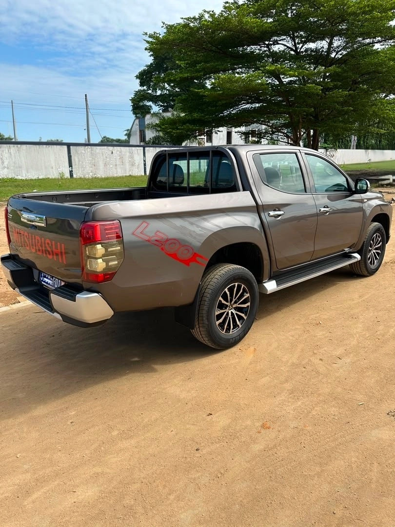 14.500.000F MITSUBISHI L200 4X4 DE 2022