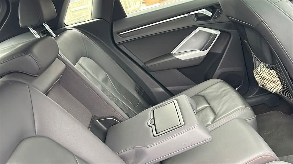 21.000.000F AUDI Q3 FLL DE 2021