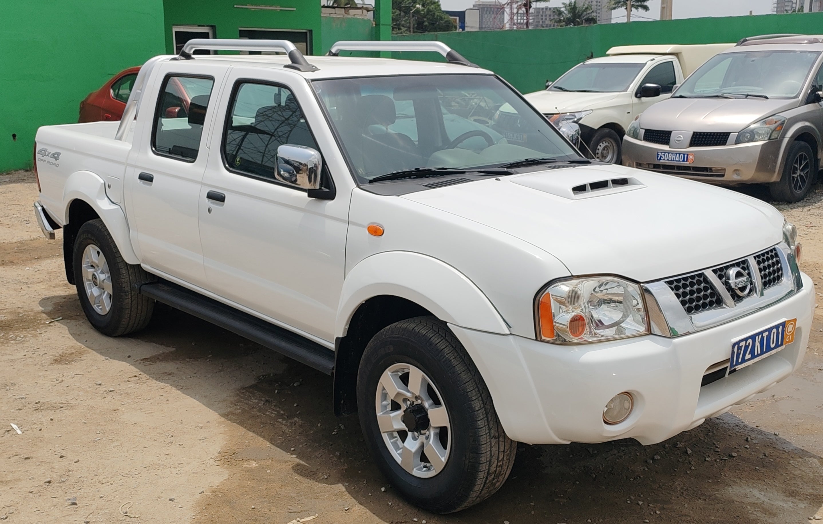 10.500.000F NISSAN HARBODY 4X4 DE 2022