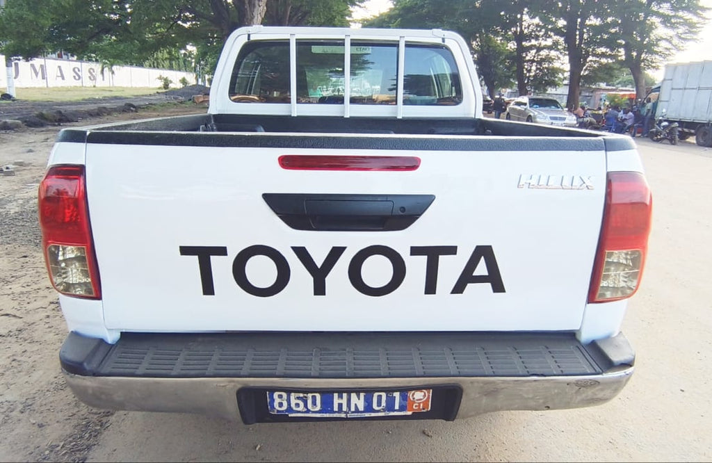 14.900.000F TOYOTA HILUX 4X4 DE 2017