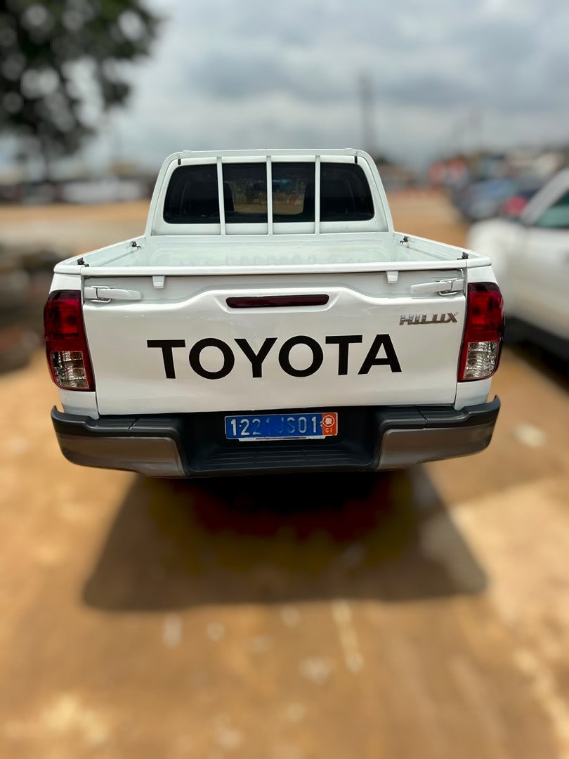 16.500.000F TOYOTA HILUX 4X4 DE 2020