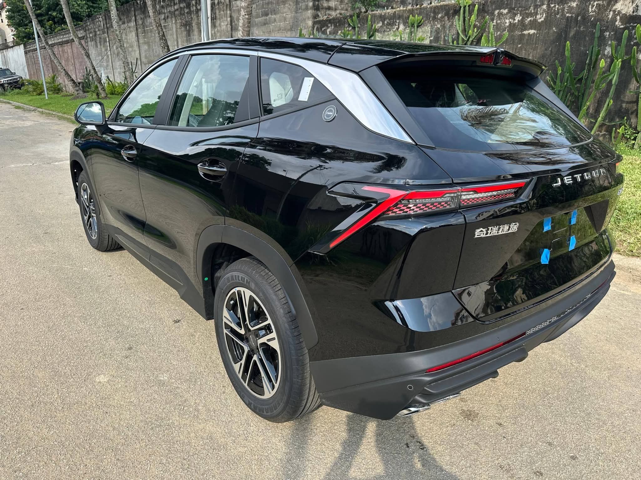 25.500.000F JETOUR DASHING FULL OPTIONS DE 2025