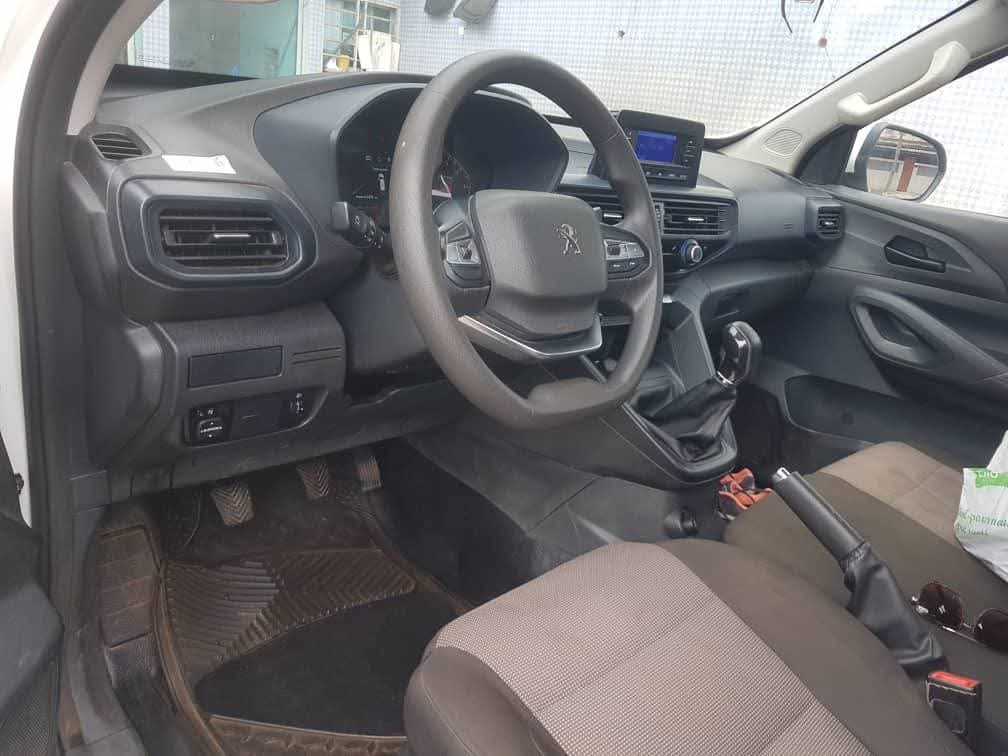 11.500.000F PEUGEOT LANDTREK DE 2023