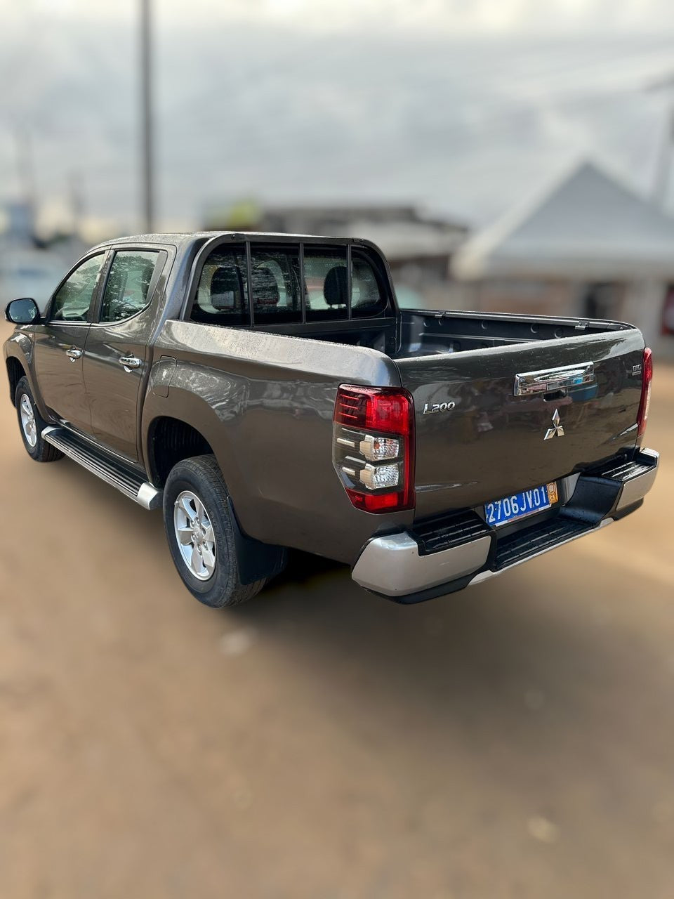 14.000.000F MITSUBISHI L200 4X4 DE 2020