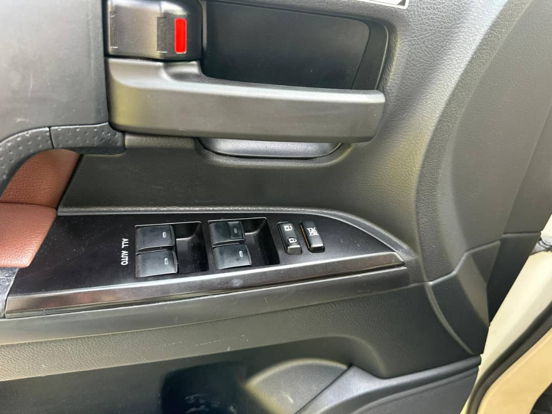 45.000.000 F TOYOTA LAND CRUISER GX.R DE 2020