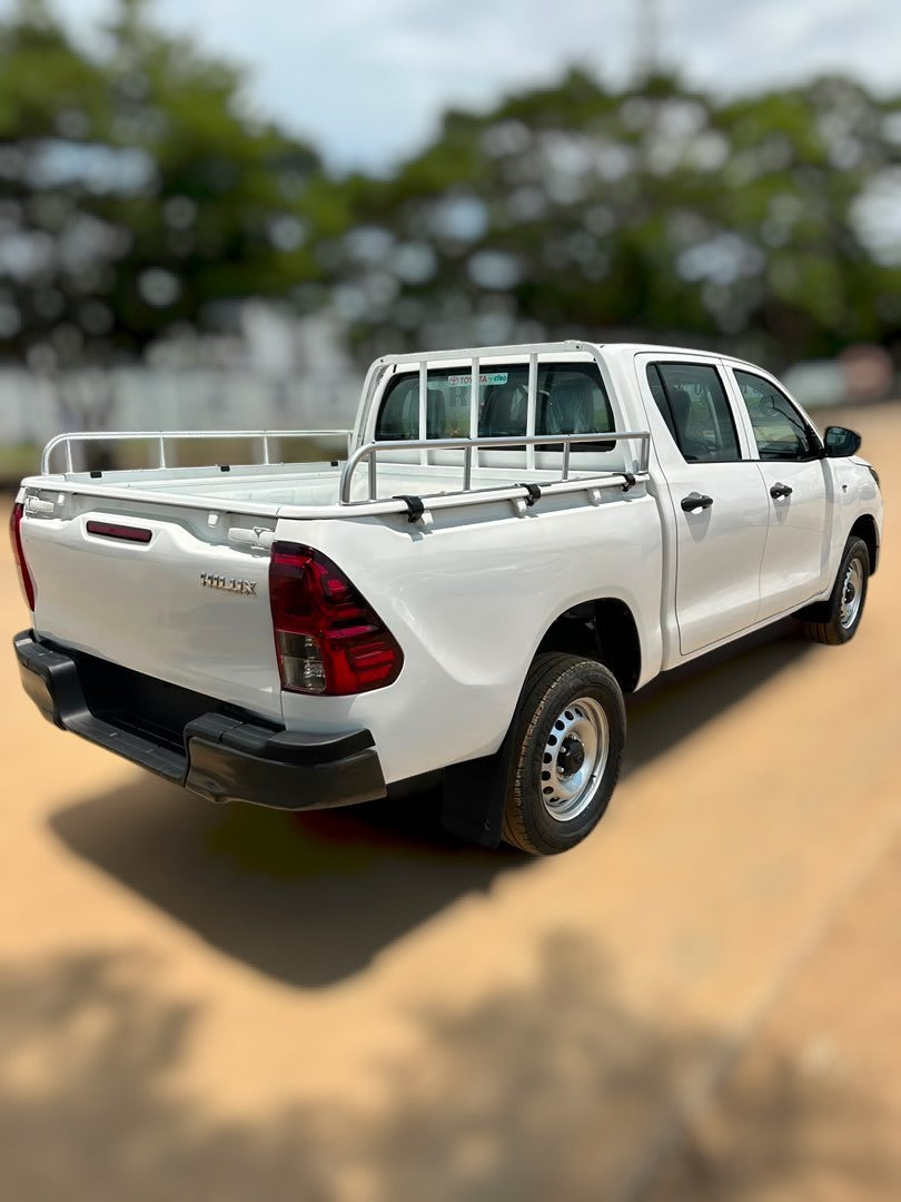 21.500.000F TOYOTA HILUX 4X4 DE 2024