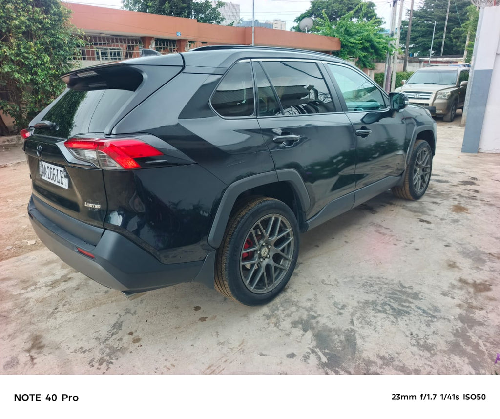 18.500.000F TOYOTA RAV4 4X4 FULL OPTIONS DE 2022