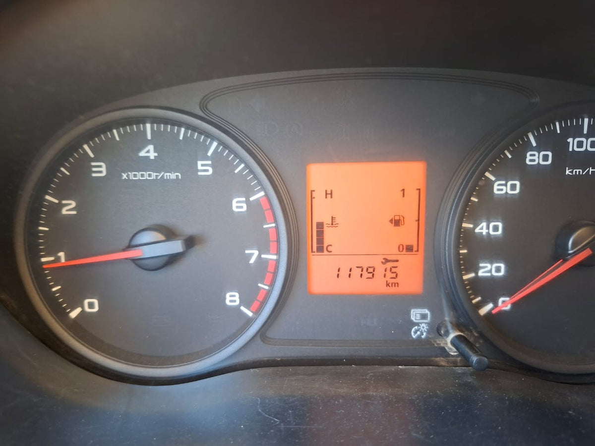 14.000.000F MITSUBISHI L200 ESSENCE DE 2020