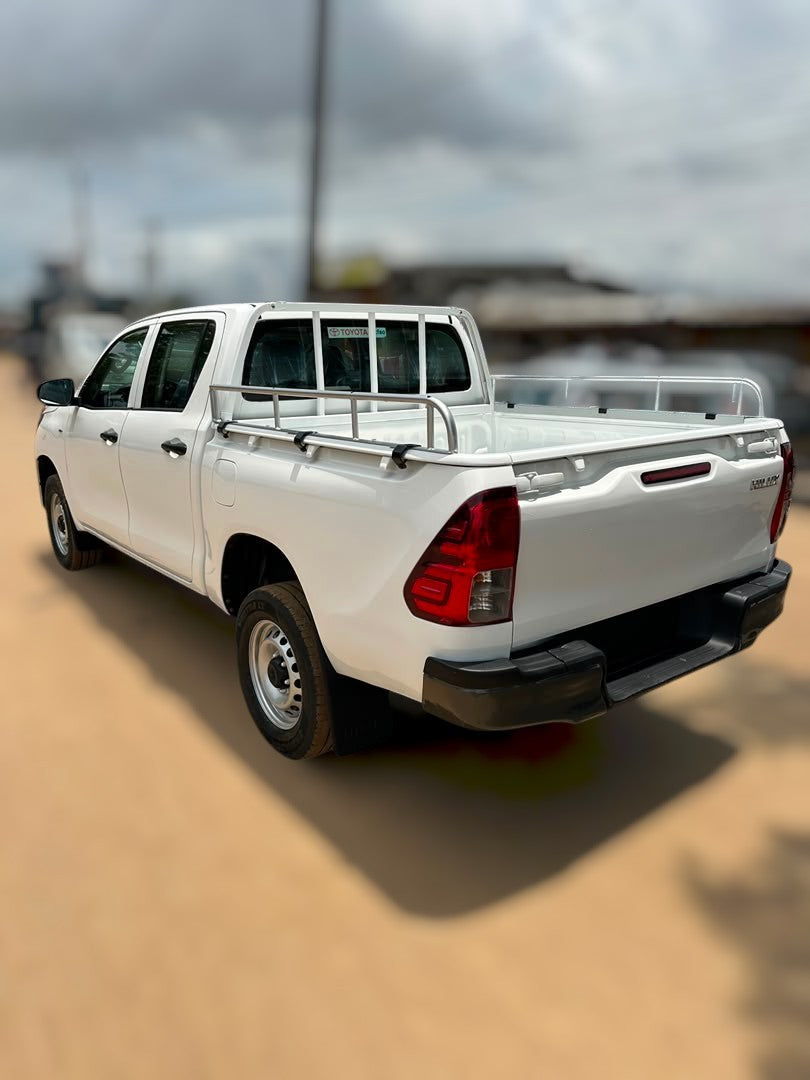 21.500.000F TOYOTA HILUX 4X4 DE 2024