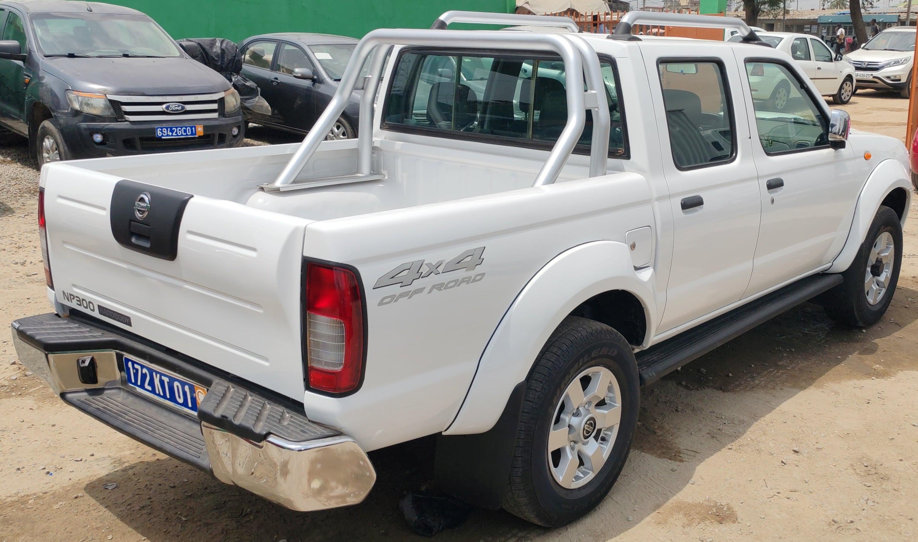 10.500.000F NISSAN HARBODY 4X4 DE 2022