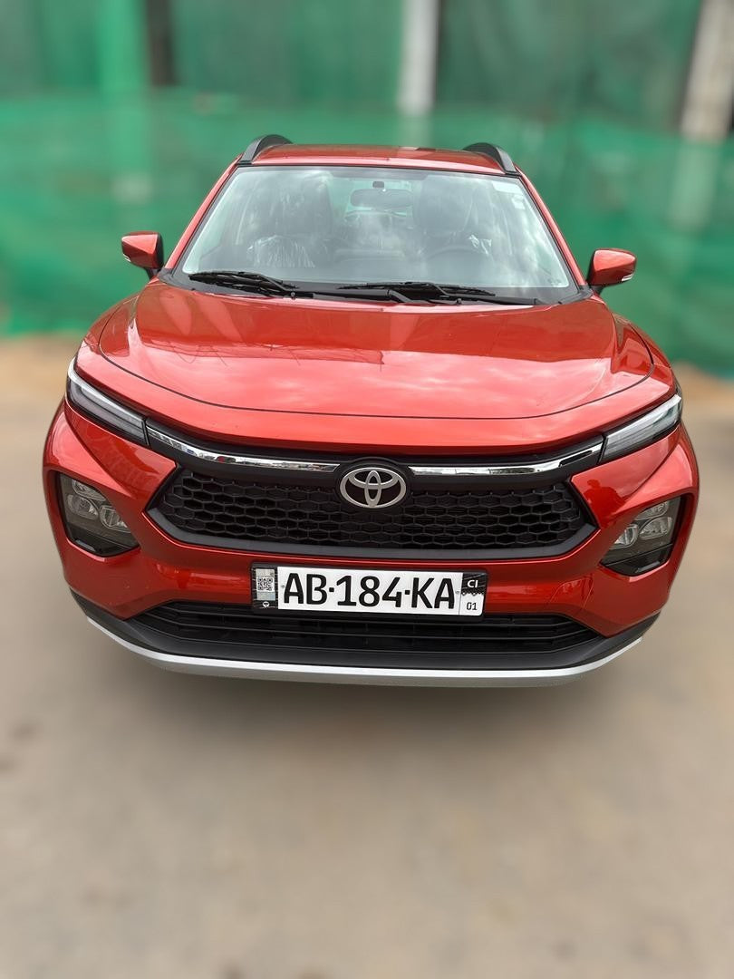 14.500.000F TOYOTA STARLET CROSS FULL OPTIONS DE 2026