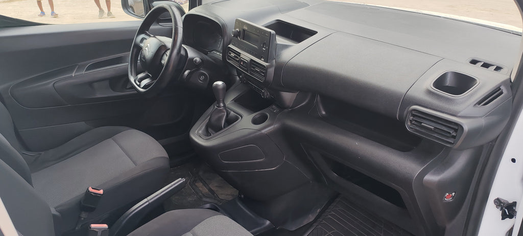 7.800.000F CITROEN BERLINGO DE 2021