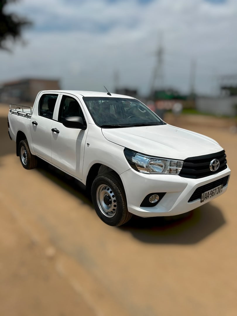 21.500.000F TOYOTA HILUX 4X4 DE 2024