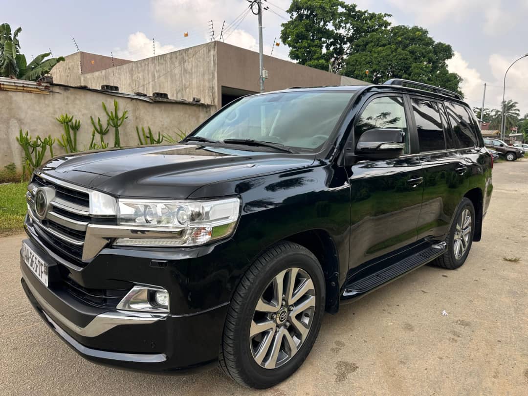 LAND CRUISER TOYOTA VX.R DE 2020