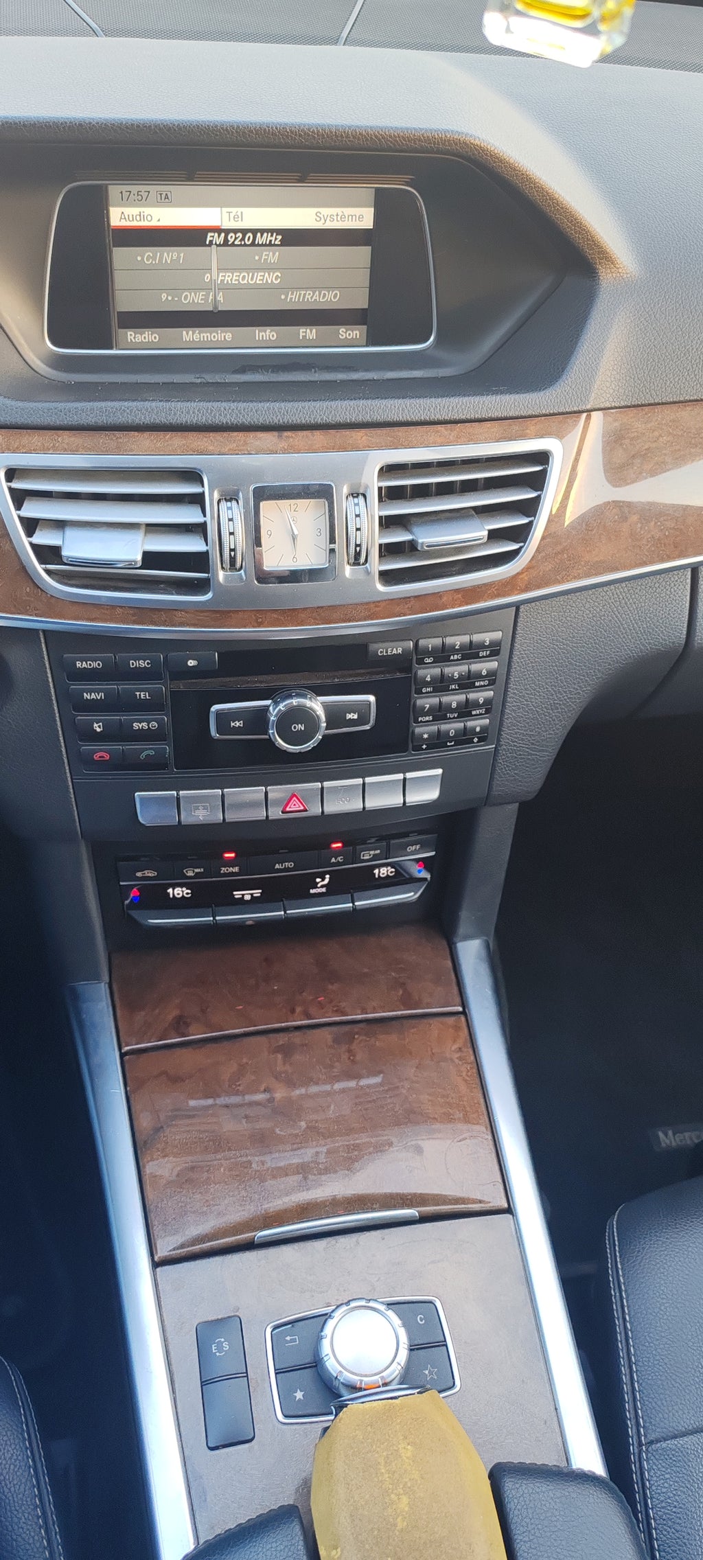 11.500.000F MERCEDES E200 DE 2015