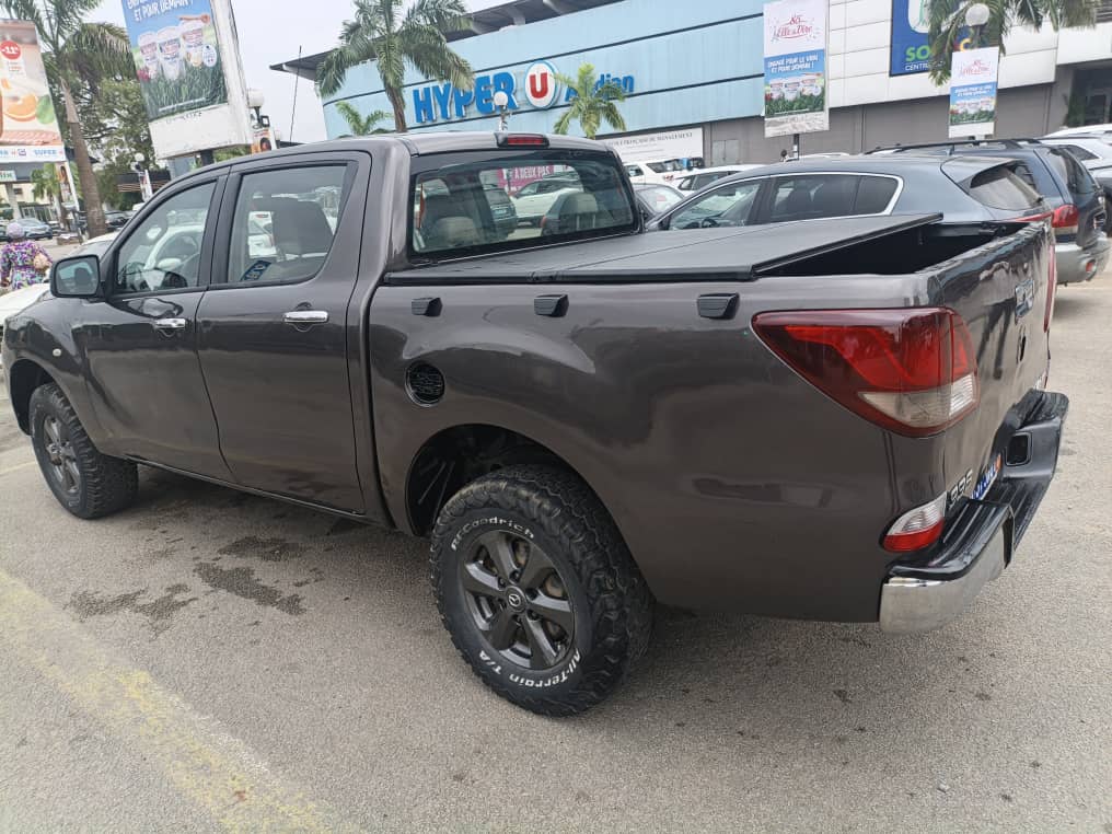 6.500.000F MAZDA BT-50 4X4 DE 2018