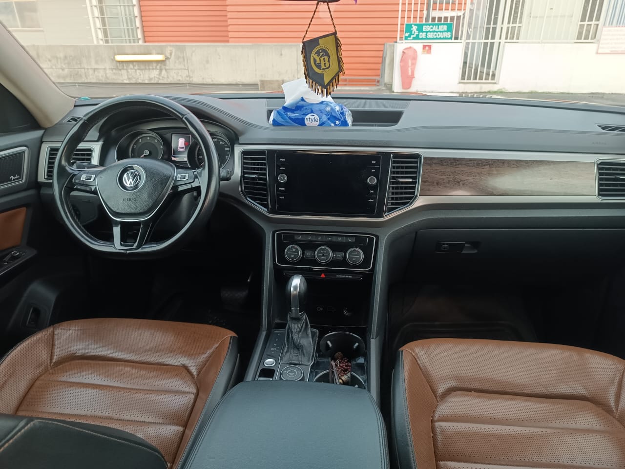 14.500.000F VOLKSWAGEN TERRAMONT DE 2020