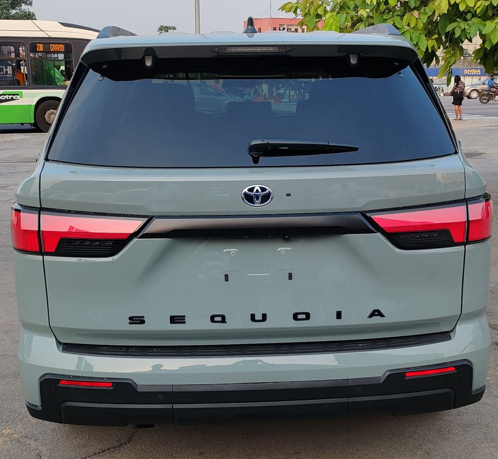 TOYOTA SEQUOIA TRD OFF ROAD HYBRIDE DE 2024 FULL