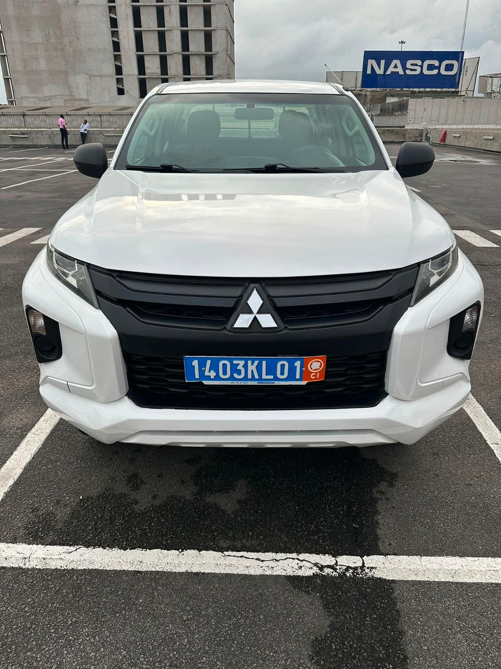 13.500.000F MITSUBISHI L200 4X4 DE 2021