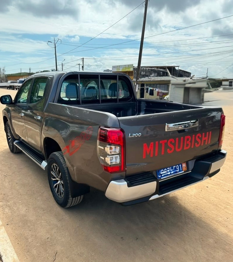 14.500.000F MITSUBISHI L200 4X4 DE 2022