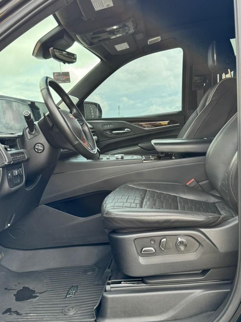 78.000.000F Offre Exclusive -Cadillac Escalade 2023 Full Options – Véhicule d’Exception
