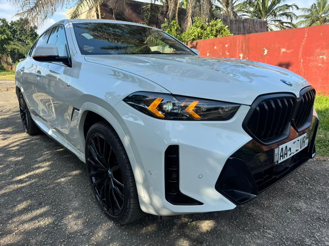 88.000.000F BMW X6 Xdrive 40i DE 2025 FULL