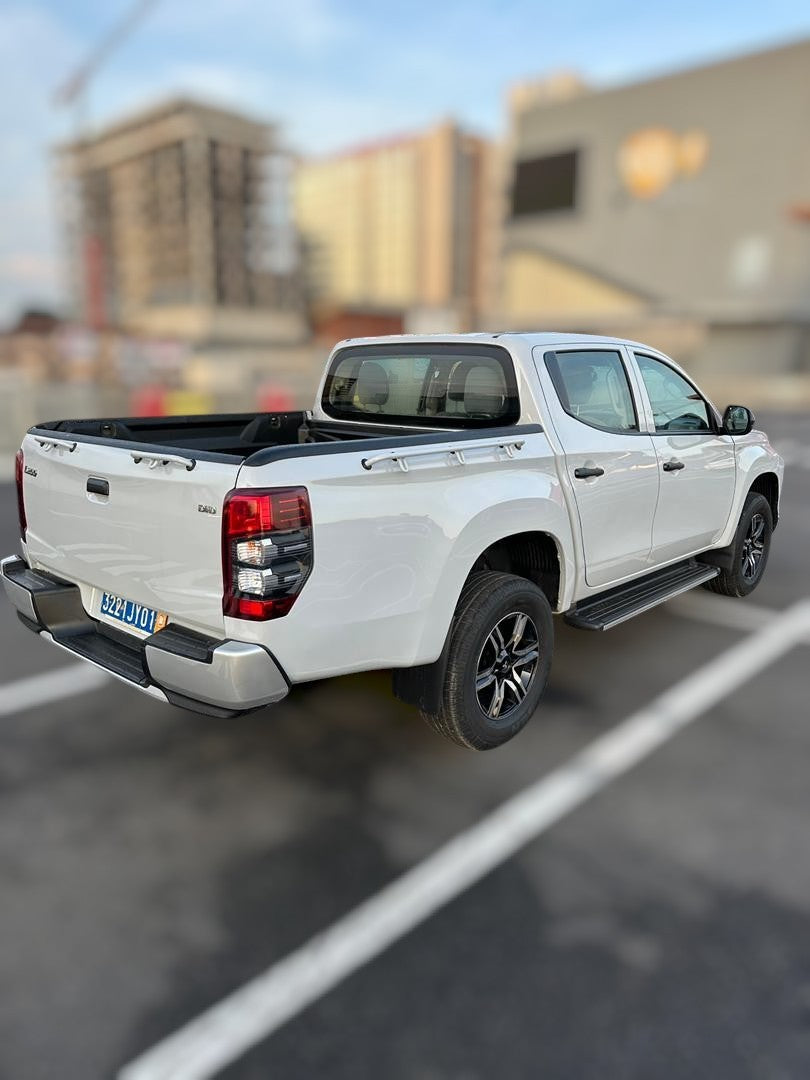 14.000.000F MITSUBISHI L200 4X4 DE 2020