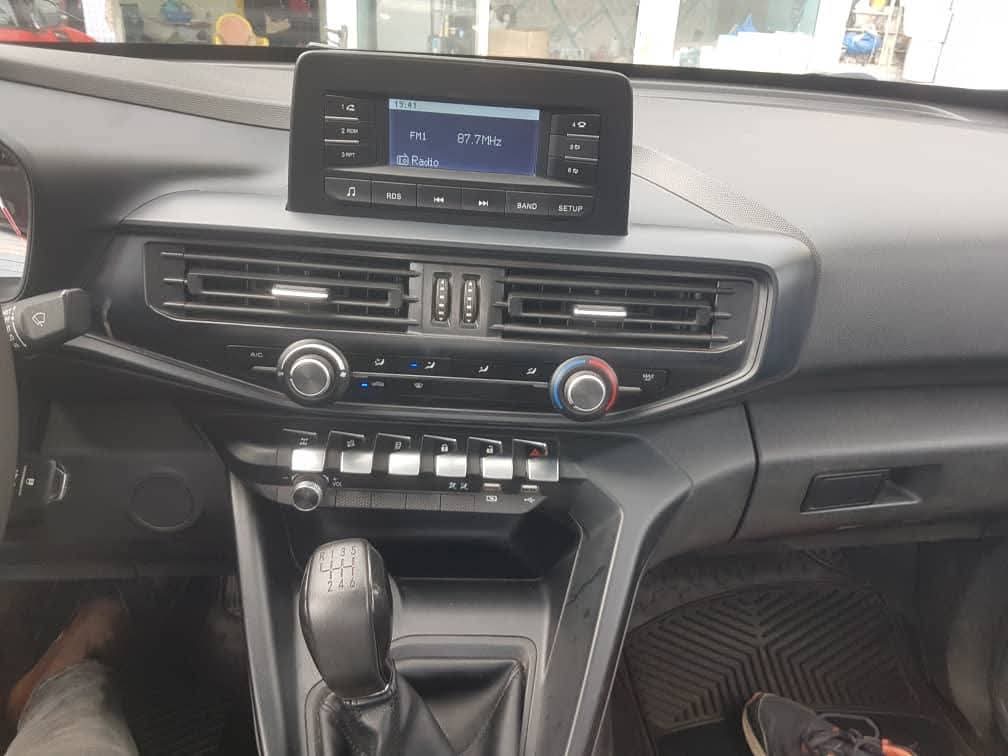 11.500.000F PEUGEOT LANDTREK DE 2023