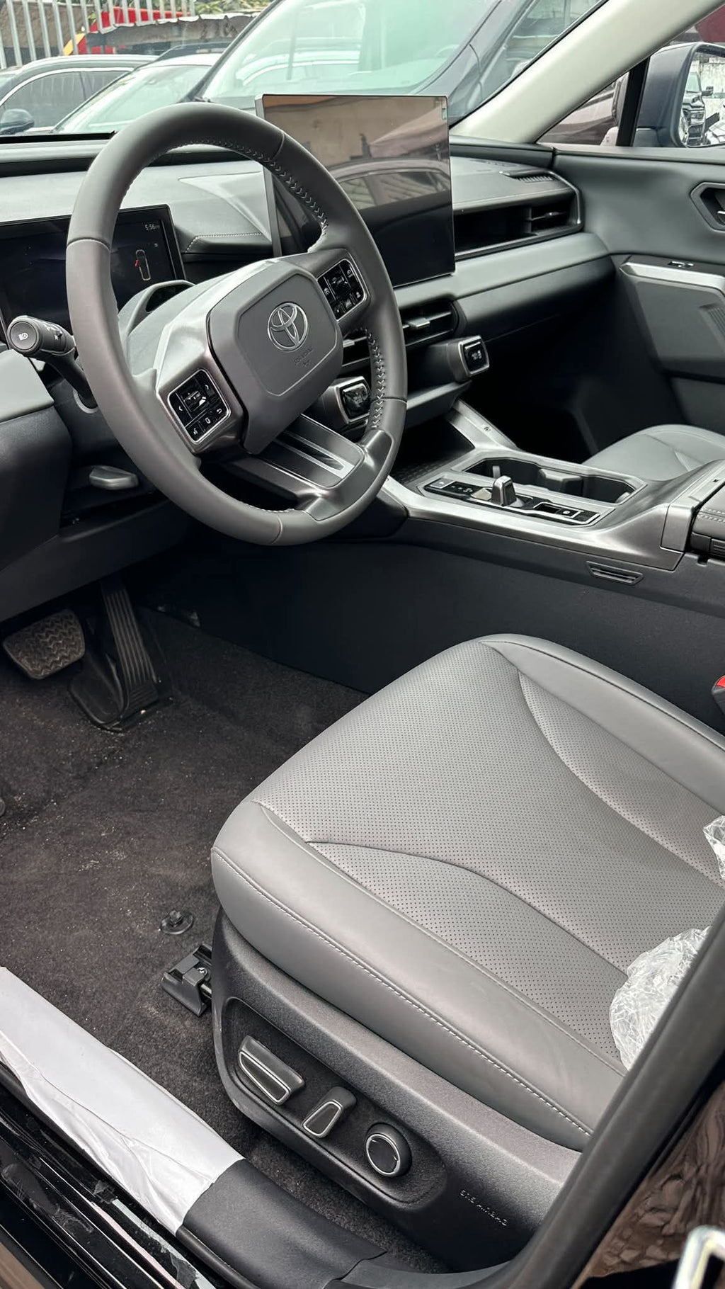 40.000.000F NOUVELLE TOYOTA RAV4 FULL HYBRIDE (HEV) DE 2026