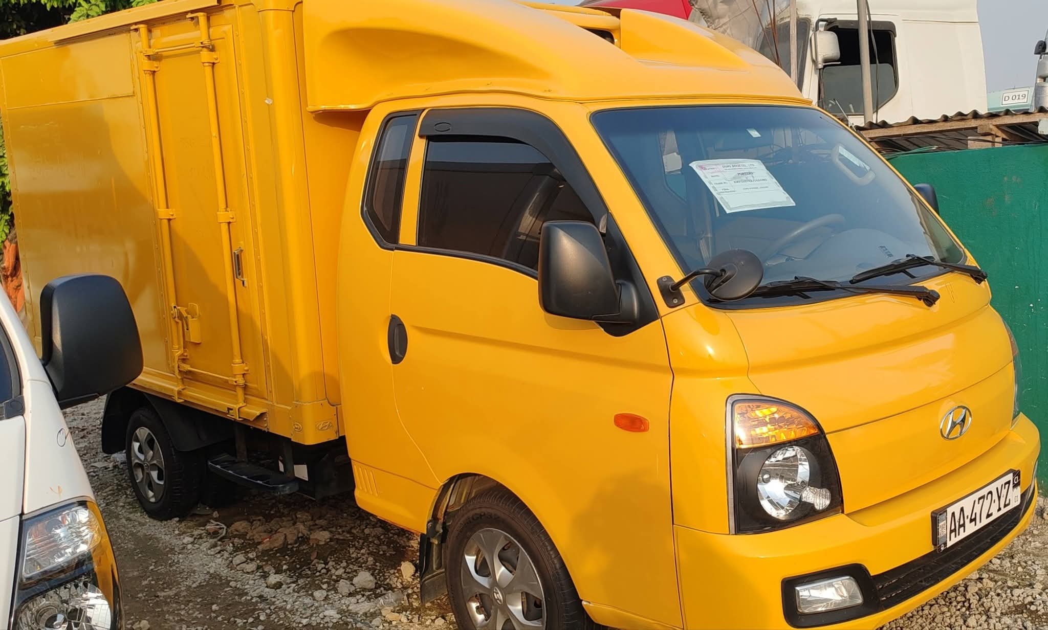 13.800.000F HYUNDAI PORTER FRIGORIFIQUE DE 2018 BOITE AUTOMATIQUE