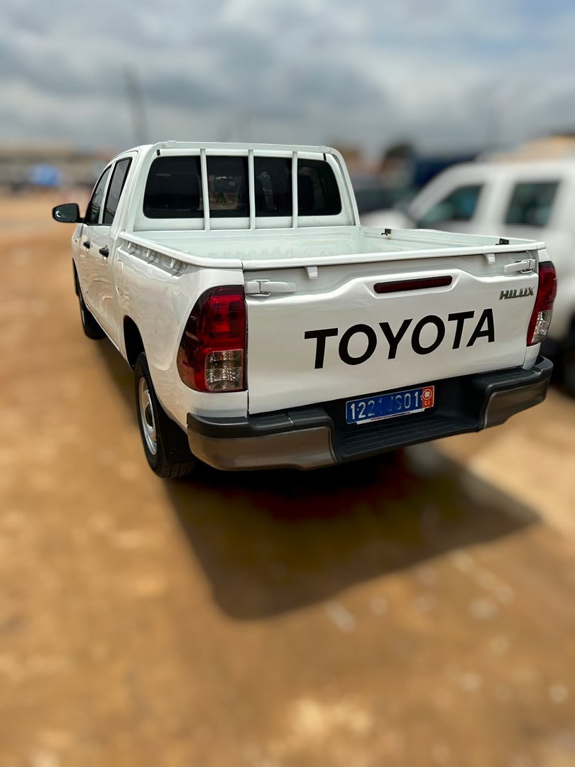 16.500.000F TOYOTA HILUX 4X4 DE 2020
