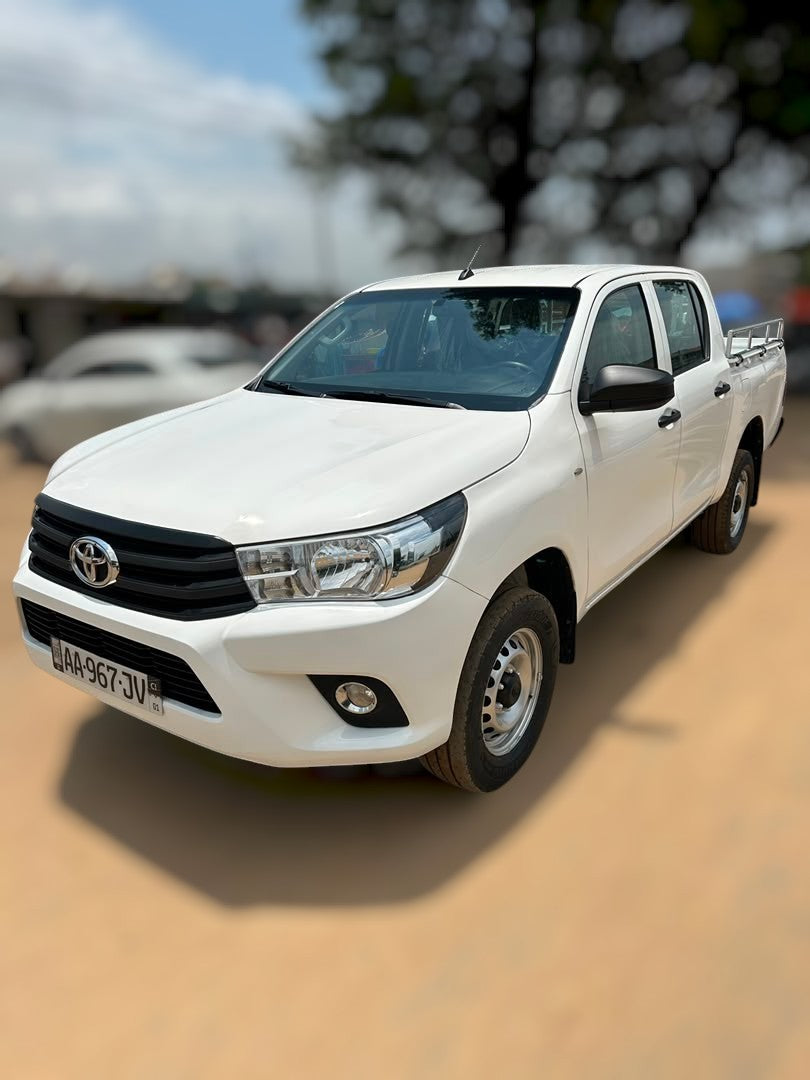 21.500.000F TOYOTA HILUX 4X4 DE 2024