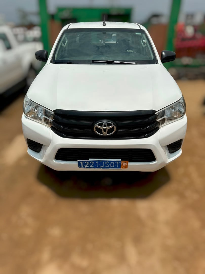 16.500.000F TOYOTA HILUX 4X4 DE 2020