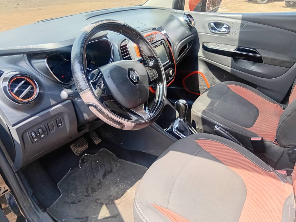 4.500.000F RENAULT CAPTUR AUTOMATIQUE DE 2016