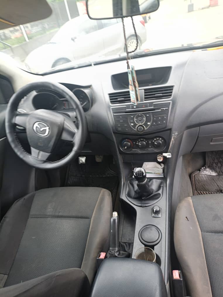 6.500.000F MAZDA BT-50 4X4 DE 2018